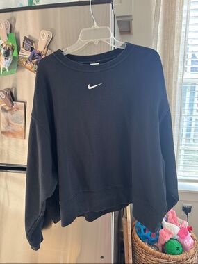 Nike Black Women's Crew Sweatshirt with White Swoosh